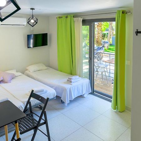 Bikini Apartments Kariotai Ngoại thất bức ảnh