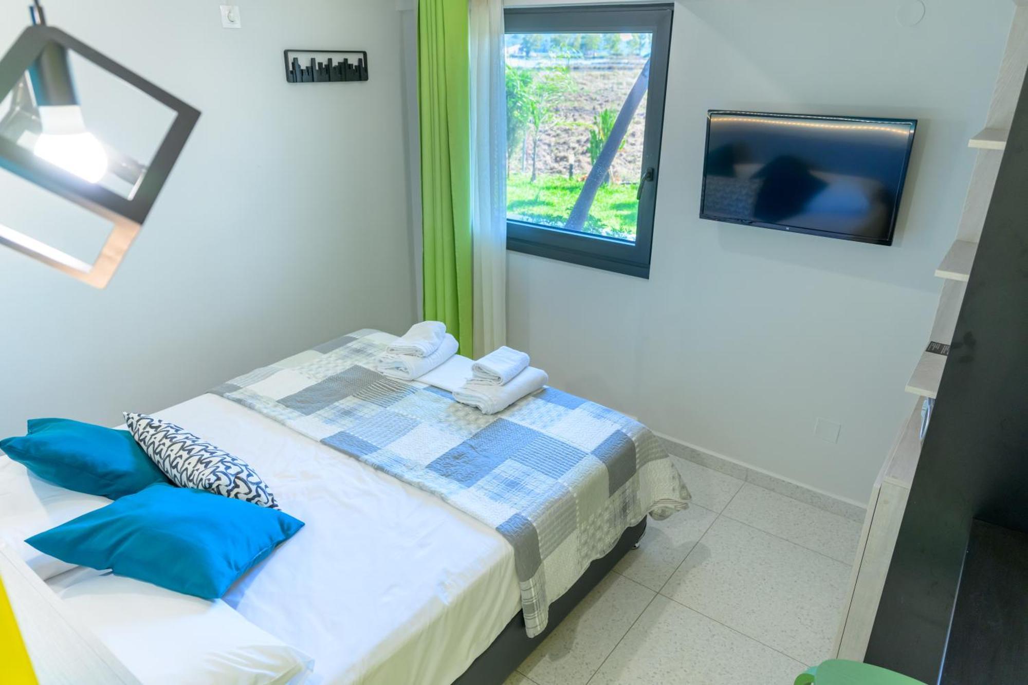 Bikini Apartments Kariotai Phòng bức ảnh