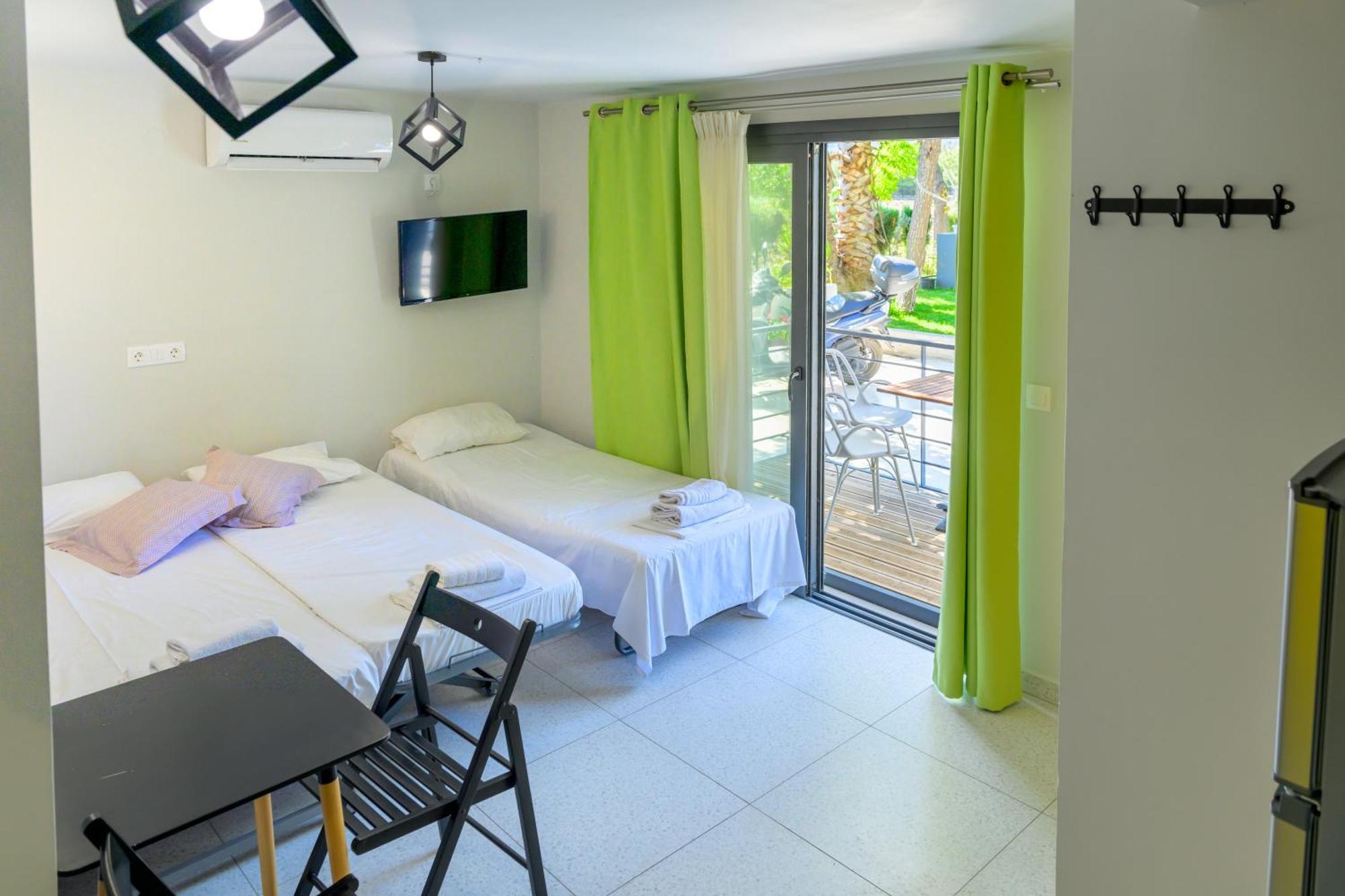 Bikini Apartments Kariotai Ngoại thất bức ảnh