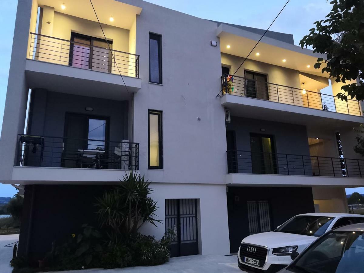 Bikini Apartments Kariotai Ngoại thất bức ảnh